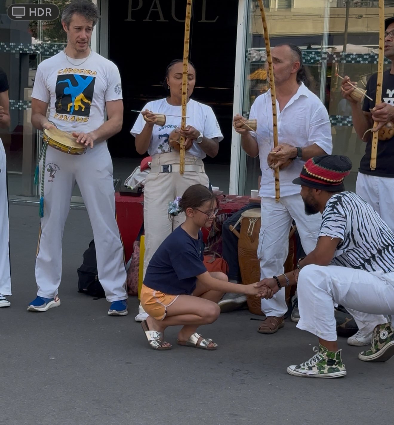 Musiciens de Capoeira Paname, berimbau et pandeiro